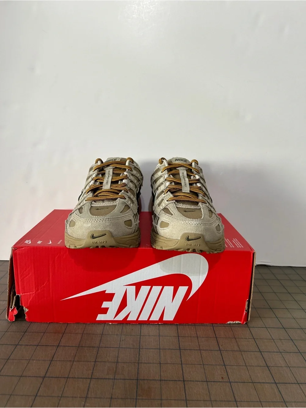 Nike 6000 premium